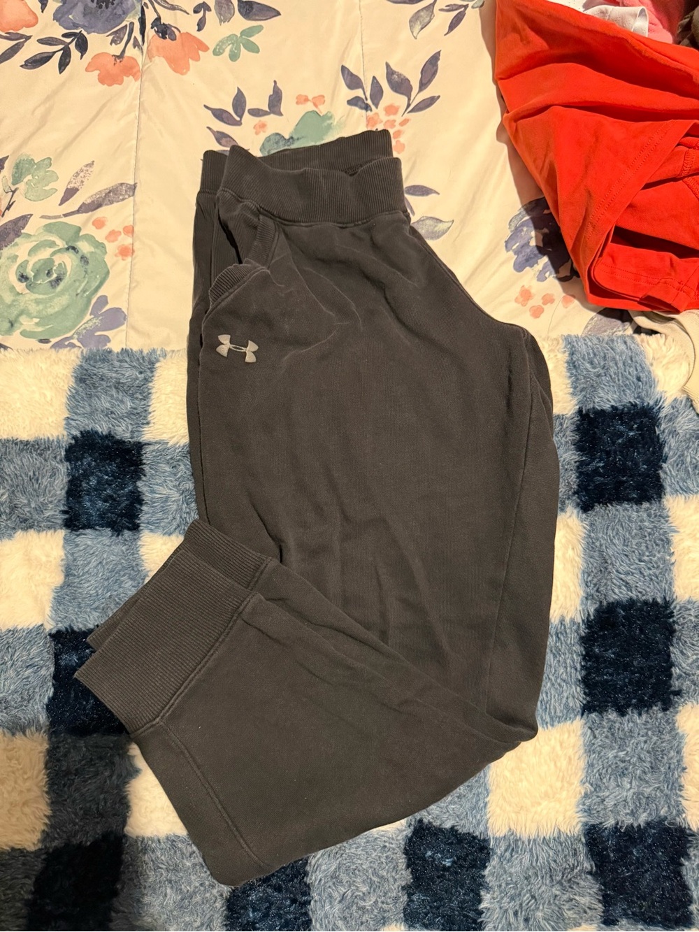 Under Armour Charcoal Black Jogger Sweatpants with Logo medium